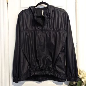 Fabletics Europa Pullover Jacket Windbreaker Black